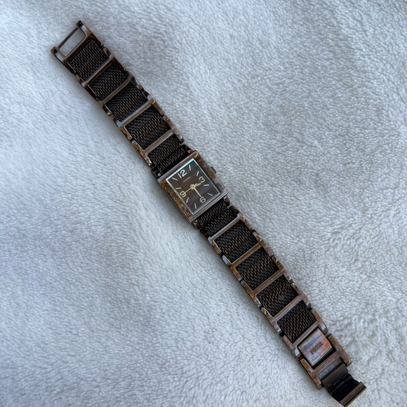 Ladies FOSSIL F2  Chocolate Mesh Bracelet Watch ES-1720 - - Picture 3 of 6